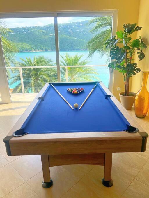 Sailfish Villa Luxury Beachfront Estate Magens Bay Cruz Bay Exterior photo