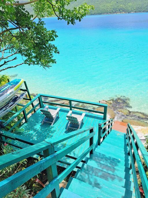 Sailfish Villa Luxury Beachfront Estate Magens Bay Cruz Bay Exterior photo